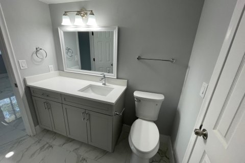 Condo in Coral Springs, Florida, 4 bedrooms  № 2184629 - photo 16