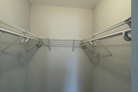 Condo in Coral Springs, Florida, 4 bedrooms  № 2184629 - photo 11