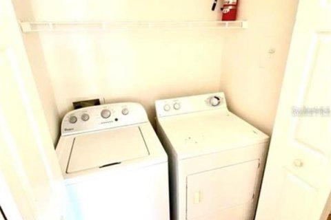 Condominio en alquiler en Orlando, Florida, 2 dormitorios, 80.27 m2 № 1906820 - foto 6