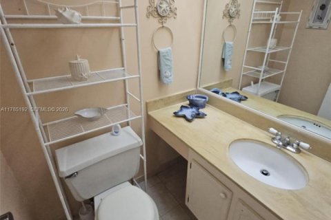 Condo in Sunny Isles Beach, Florida, 1 bedroom  № 1699990 - photo 22