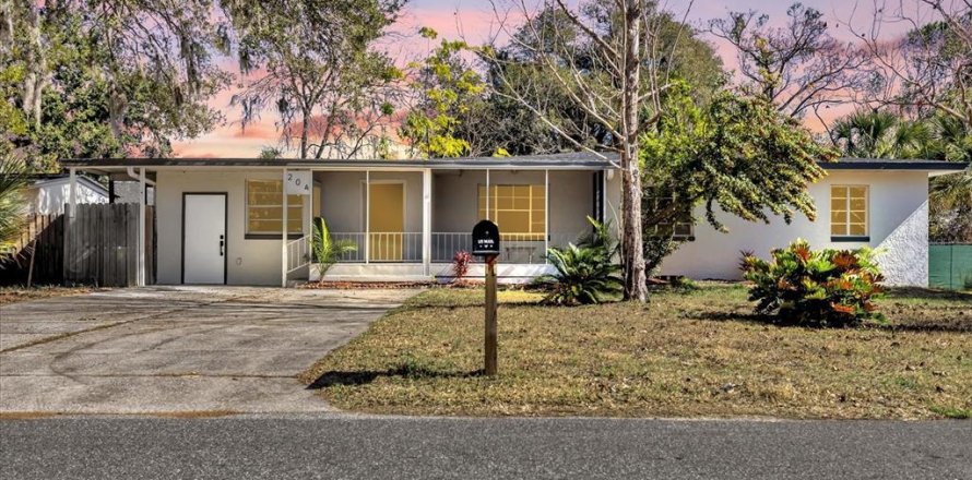 Immobilier commercial à Leesburg, Floride 170.94 m2 № 2210236