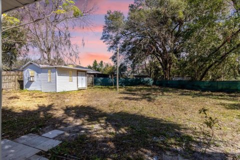 Immobilier commercial à vendre à Leesburg, Floride: 170.94 m2 № 2210236 - photo 2