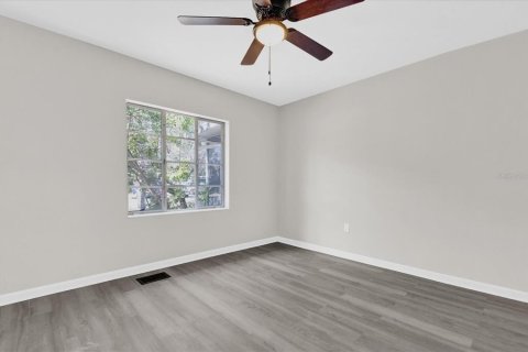 Immobilier commercial à vendre à Leesburg, Floride: 170.94 m2 № 2210236 - photo 23
