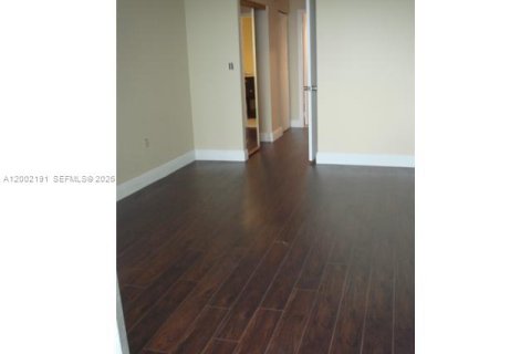 Condo in Aventura, Florida, 1 bedroom  № 2067677 - photo 12