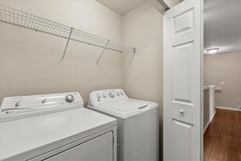 Touwnhouse à vendre à Orlando, Floride: 3 chambres, 154.96 m2 № 1787778 - photo 25