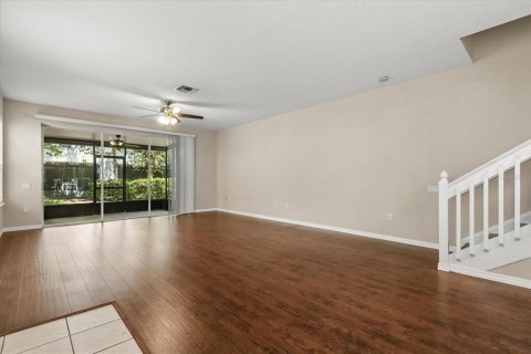 Touwnhouse à vendre à Orlando, Floride: 3 chambres, 154.96 m2 № 1787778 - photo 6