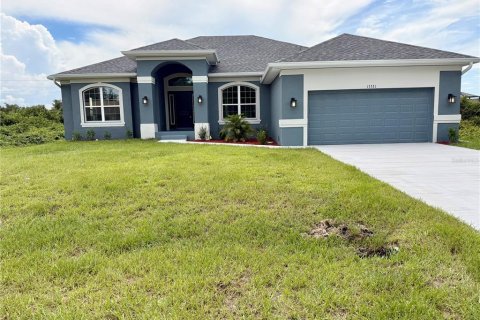 Casa en Port Charlotte, Florida 4 dormitorios, 216.46 m2 № 2134445
