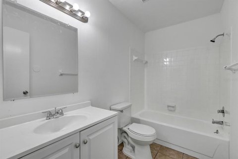 Copropriété à louer à Winter Haven, Floride: 1 chambre, 84.73 m2 № 2400082 - photo 17