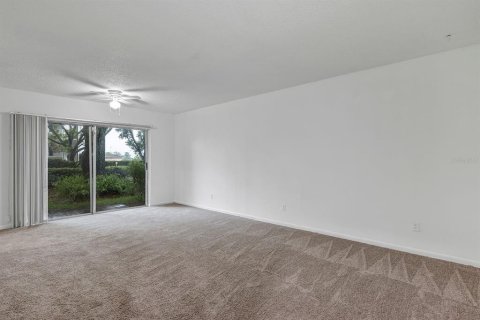 Copropriété à louer à Winter Haven, Floride: 1 chambre, 84.73 m2 № 2400082 - photo 4