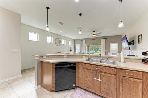 Touwnhouse à vendre à Parrish, Floride: 3 chambres, 157.19 m2 № 2396931 - photo 10