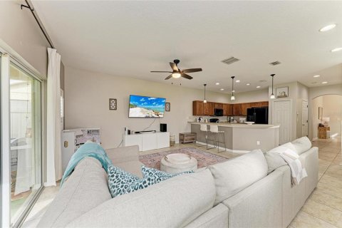 Touwnhouse à vendre à Parrish, Floride: 3 chambres, 157.19 m2 № 2396931 - photo 17