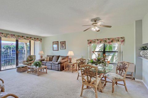 Condo in Juno Beach, Florida, 3 bedrooms  № 2270461 - photo 16