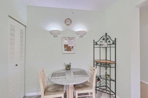 Condo in Juno Beach, Florida, 3 bedrooms  № 2270461 - photo 13