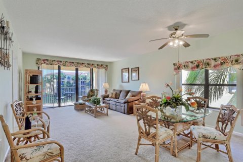 Condo in Juno Beach, Florida, 3 bedrooms  № 2270461 - photo 17