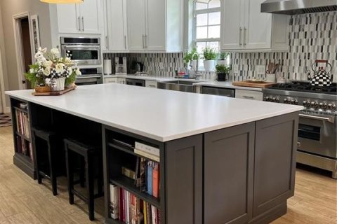 Купить виллу или дом в Хейнс-Сити, Флорида 10 комнат, 310.67м2, № 2318545 - фото 14
