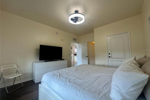 Condo in Davenport, Florida, 3 bedrooms  № 2144057 - photo 22