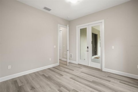 Villa ou maison à vendre à Orlando, Floride: 4 chambres, 267.09 m2 № 2237268 - photo 24