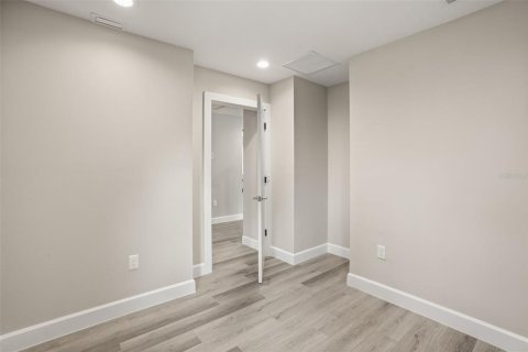 Villa ou maison à vendre à Orlando, Floride: 4 chambres, 267.09 m2 № 2237268 - photo 20
