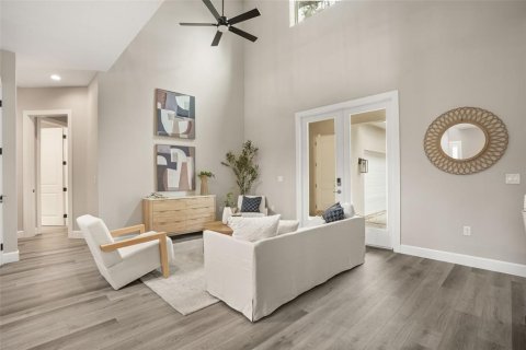 Villa ou maison à vendre à Orlando, Floride: 4 chambres, 267.09 m2 № 2237268 - photo 5