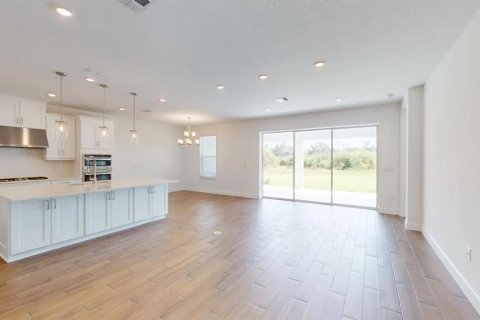 House in Palmetto, Florida 3 bedrooms, 175.21 sq.m. № 1916818 - photo 5