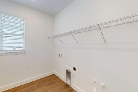 House in Palmetto, Florida 3 bedrooms, 175.21 sq.m. № 1916818 - photo 11