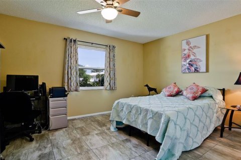Casa en venta en Bradenton, Florida, 2 dormitorios, 163.04 m2 № 1567603 - foto 25