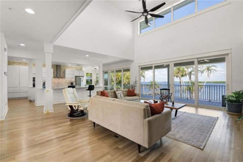 Casa en venta en Punta Gorda, Florida, 5 dormitorios, 341.51 m2 № 1858094 - foto 22