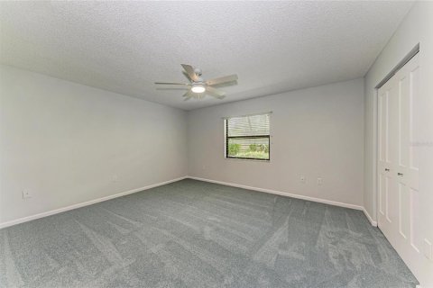 House in Palmetto, Florida 2 bedrooms, 117.15 sq.m. № 2286941 - photo 5