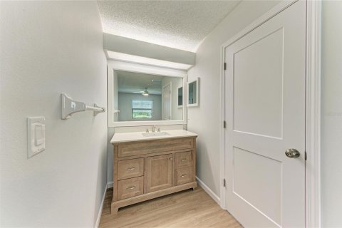 House in Palmetto, Florida 2 bedrooms, 117.15 sq.m. № 2286941 - photo 9