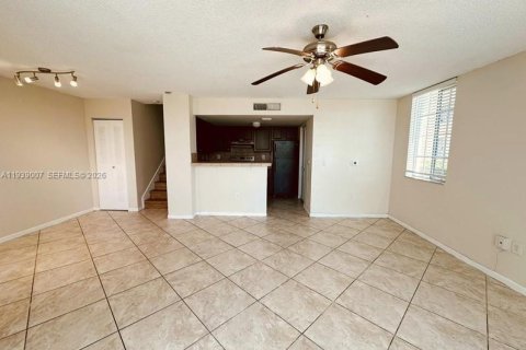 Condominio en venta en West Palm Beach, Florida, 2 dormitorios, 102.94 m2 № 1996755 - foto 8