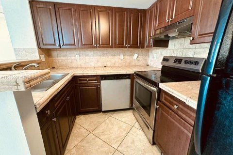 Condominio en venta en West Palm Beach, Florida, 2 dormitorios, 102.94 m2 № 1996755 - foto 6