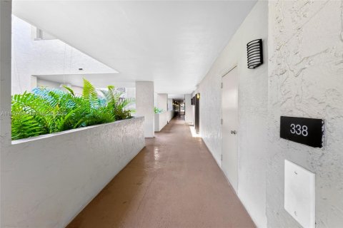 Copropriété à vendre à Key Biscayne, Floride: 3 chambres, 159.79 m2 № 1999124 - photo 22