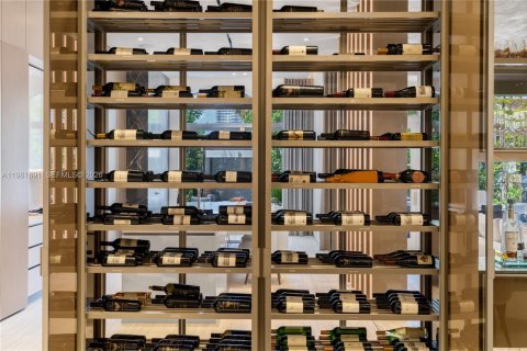 Villa ou maison à vendre à Aventura, Floride: 6 chambres, 597.36 m2 № 2047291 - photo 8