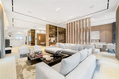 Villa ou maison à vendre à Aventura, Floride: 6 chambres, 597.36 m2 № 2047291 - photo 14