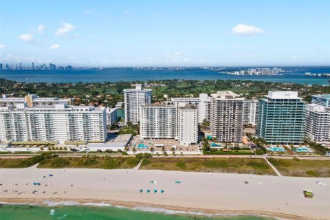 Copropriété à vendre à Miami Beach, Floride: 2 chambres, 105.72 m2 № 1804269 - photo 27