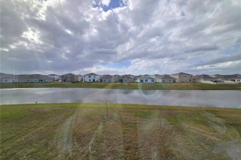 House in Wesley Chapel, Florida 4 bedrooms, 220.27 sq.m. № 1725749 - photo 23