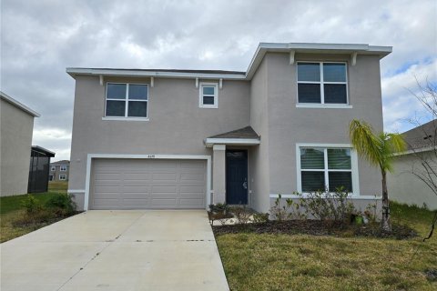 House in Wesley Chapel, Florida 4 bedrooms, 220.27 sq.m. № 1725749 - photo 1