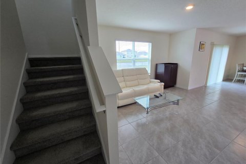House in Wesley Chapel, Florida 4 bedrooms, 220.27 sq.m. № 1725749 - photo 6