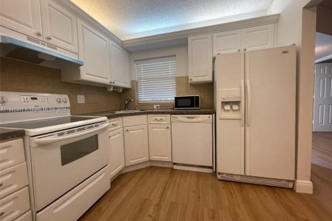 Copropriété à louer à Coconut Creek, Floride: 2 chambres, 90.86 m2 № 1852399 - photo 7