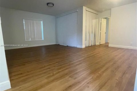 Copropriété à louer à Coconut Creek, Floride: 2 chambres, 90.86 m2 № 1852399 - photo 4