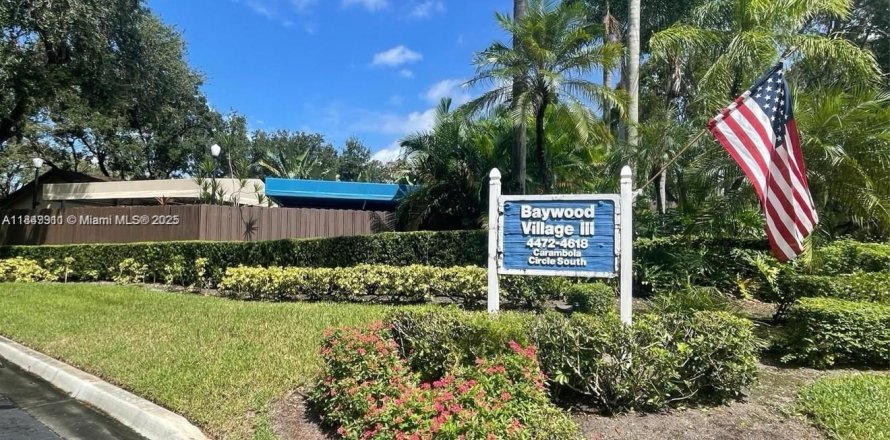 Condo à Coconut Creek, Floride, 2 chambres № 1852399