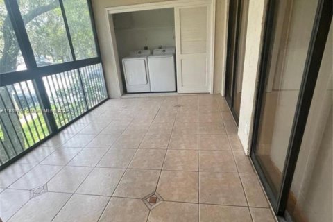 Copropriété à louer à Coconut Creek, Floride: 2 chambres, 90.86 m2 № 1852399 - photo 12