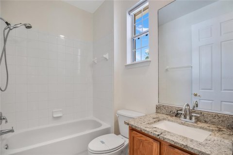 House in Sanford, Florida 3 bedrooms, 187.29 sq.m. № 1870809 - photo 19