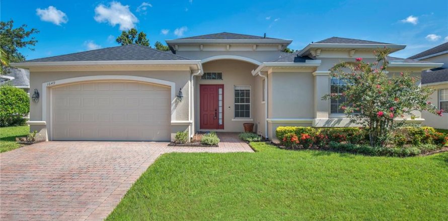 House in Sanford, Florida 3 bedrooms, 187.29 sq.m. № 1870809
