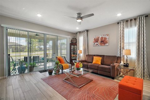Villa ou maison à vendre à Leesburg, Floride: 4 chambres, 178.47 m2 № 2298069 - photo 11