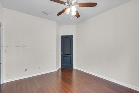 Villa ou maison à louer à Miramar, Floride: 4 chambres, 217.39 m2 № 1927576 - photo 18