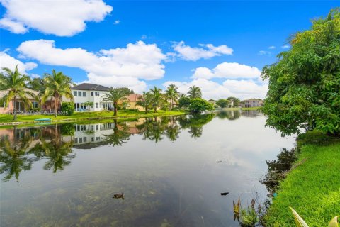 Villa ou maison à louer à Miramar, Floride: 4 chambres, 217.39 m2 № 1927576 - photo 26