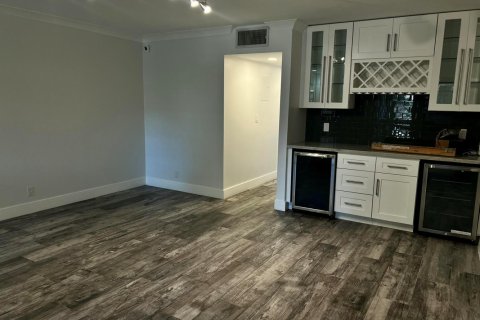 Copropriété à louer à Pompano Beach, Floride: 1 chambre, 69.4 m2 № 2400761 - photo 6