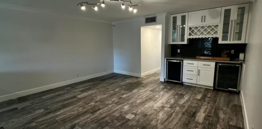 Condo à Pompano Beach, Floride, 1 chambre  № 2400761