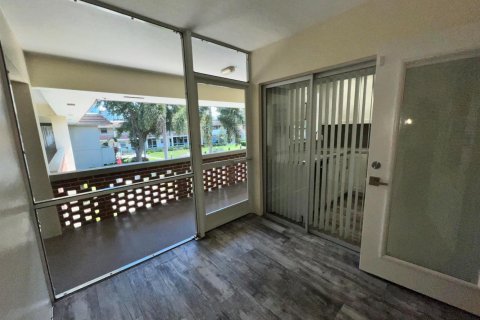 Copropriété à louer à Pompano Beach, Floride: 1 chambre, 69.4 m2 № 2400761 - photo 5